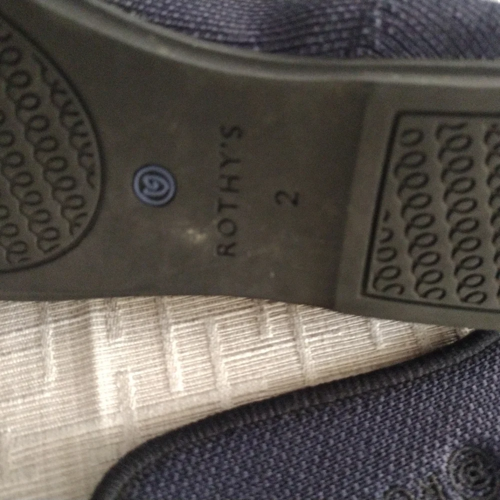 Rothy's Kids Navy Crest Medallion Loafers Flats, Size K2